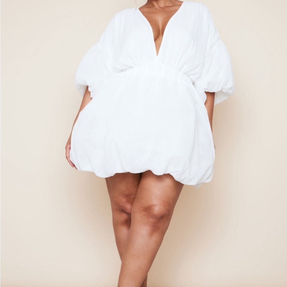 💕PRETTY LITTLE THING 💕PLUS WHITE TEXTURED PUFFBALL SHIFT DRESS